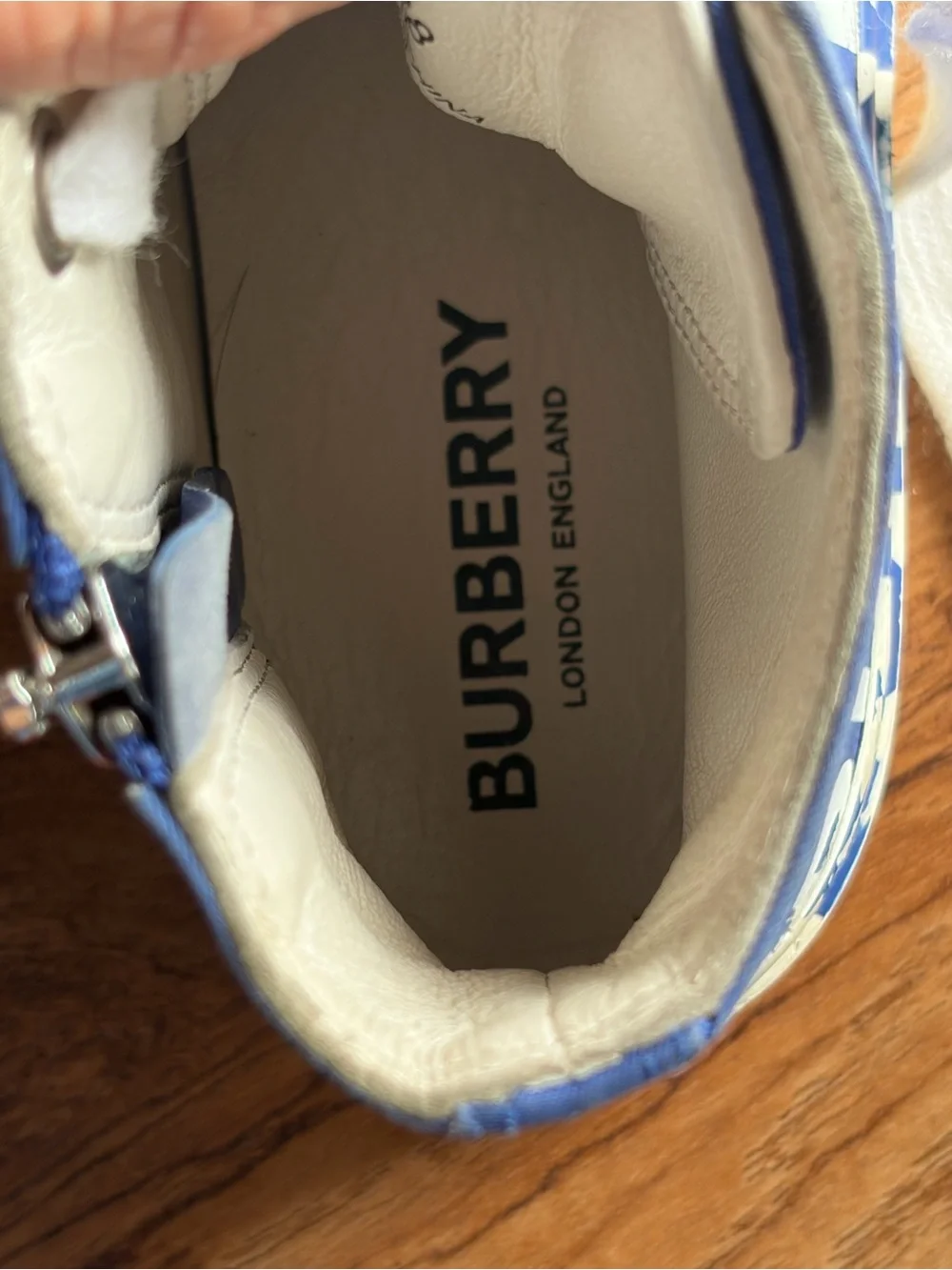 Burberry Kids US 11 C Blue High top Sneackers